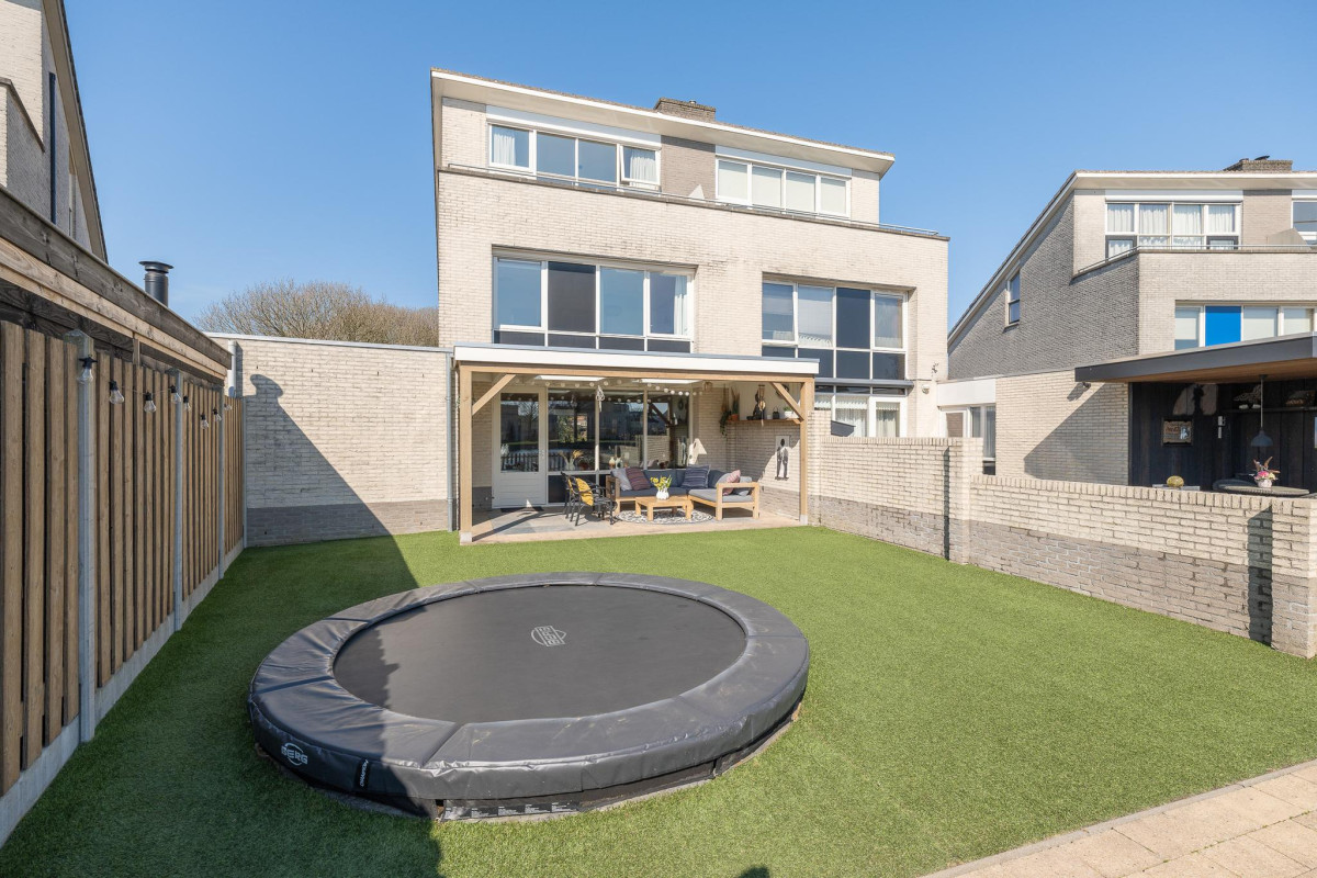 Wijnakker 5 (afbeelding 1)