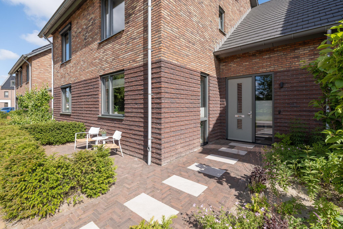 J. van der Woerd-Mollstraat 9 (afbeelding 55)