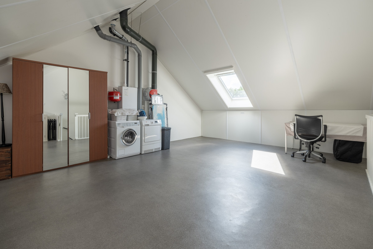 Buru 13 (afbeelding 28)