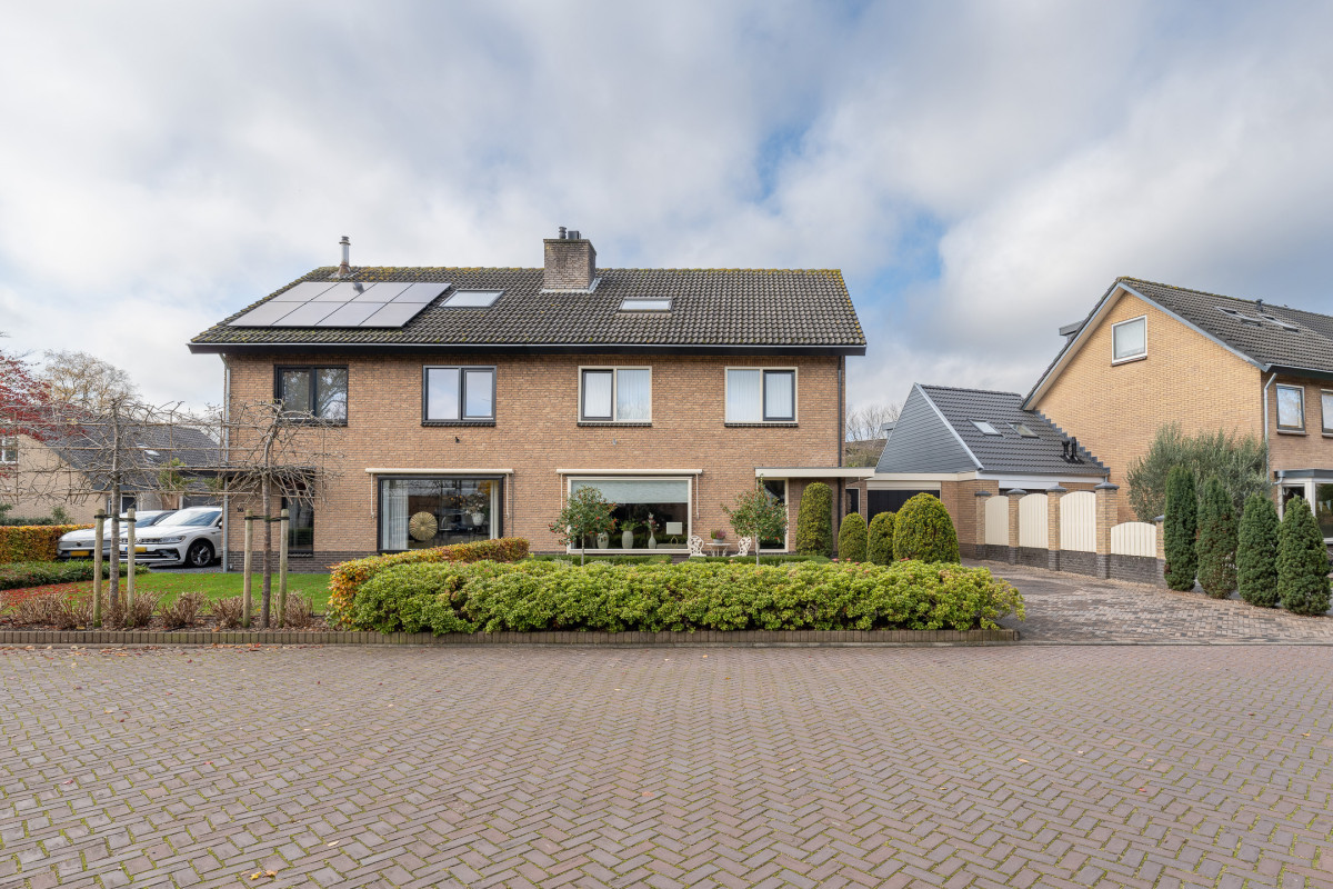 Rootselaar 17 (afbeelding 57)