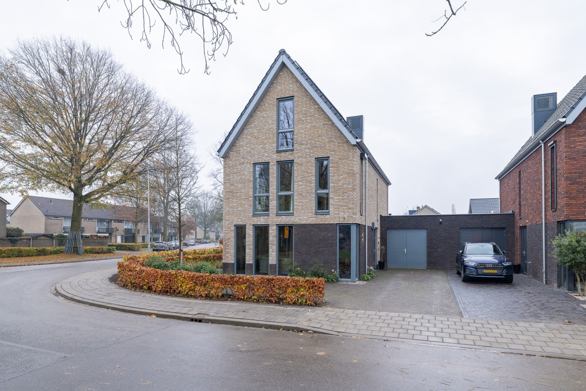 Dr. Albert Schweitzerlaan 12 – A (afbeelding 55)