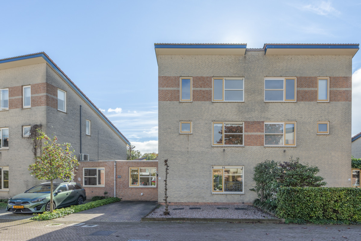 Van Breugelplantsoen 40 (afbeelding 1)