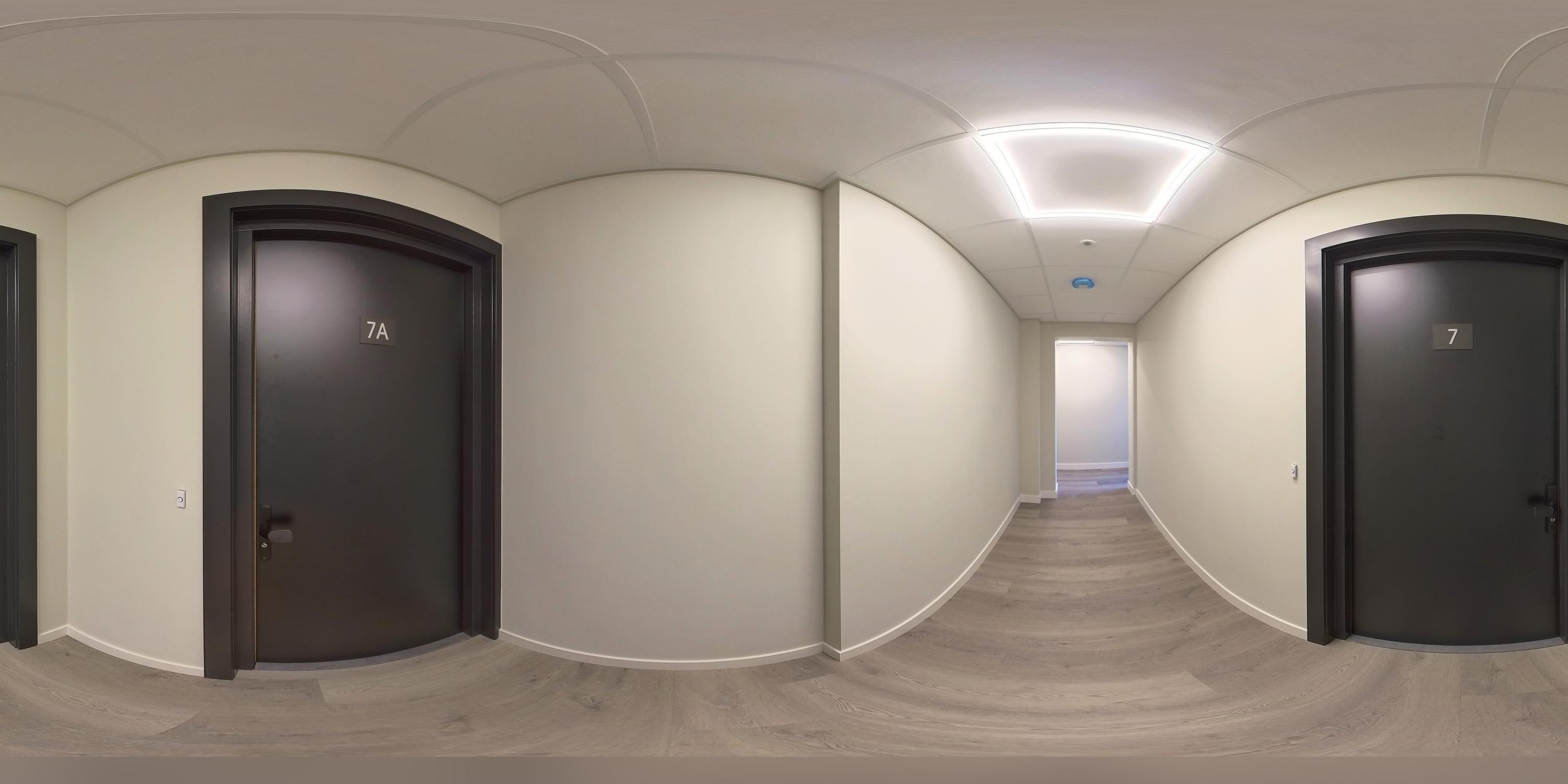 Raadhuisplein 7 (360 1)