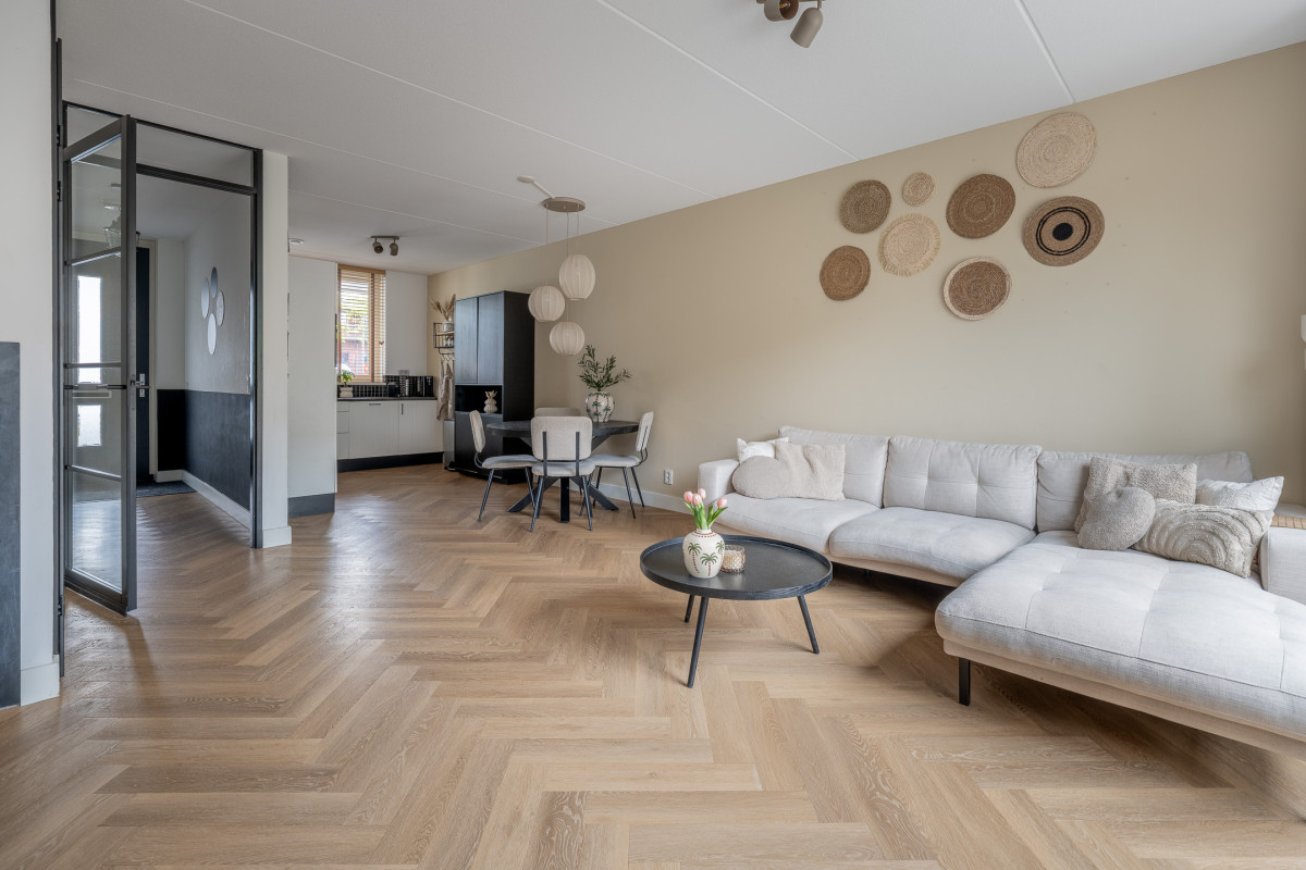 Buru 67 (afbeelding 5)