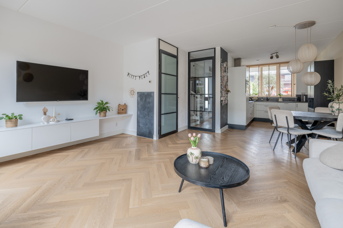 Buru 67 (afbeelding 7)
