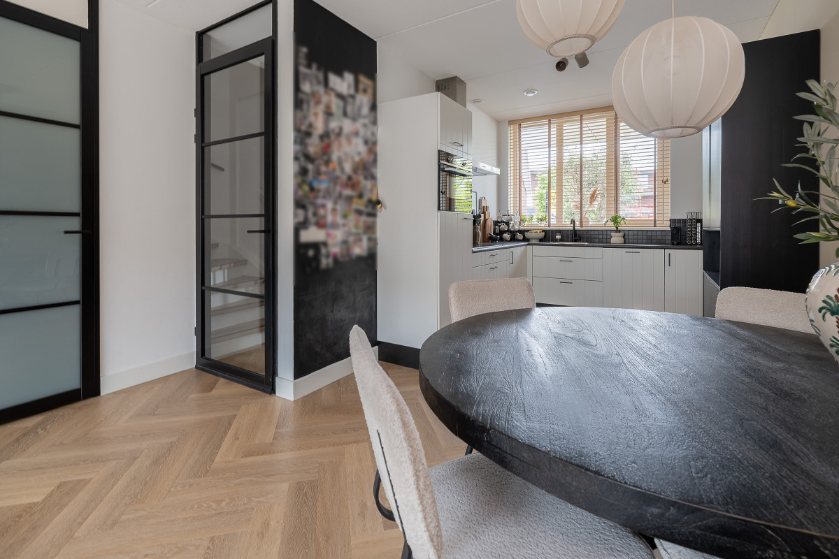 Buru 67 (afbeelding 8)