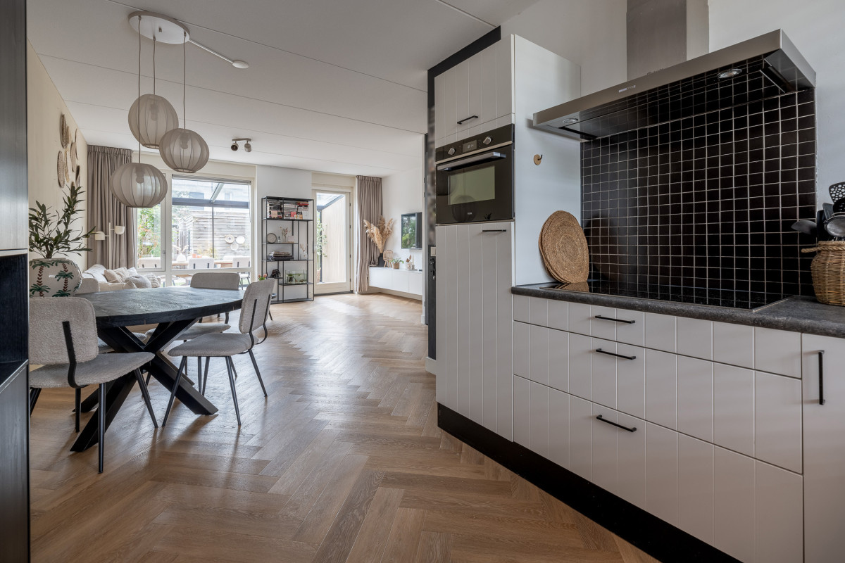 Buru 67 (afbeelding 10)