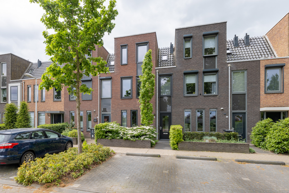 Hollands Hoenlaan 15 (afbeelding 1)