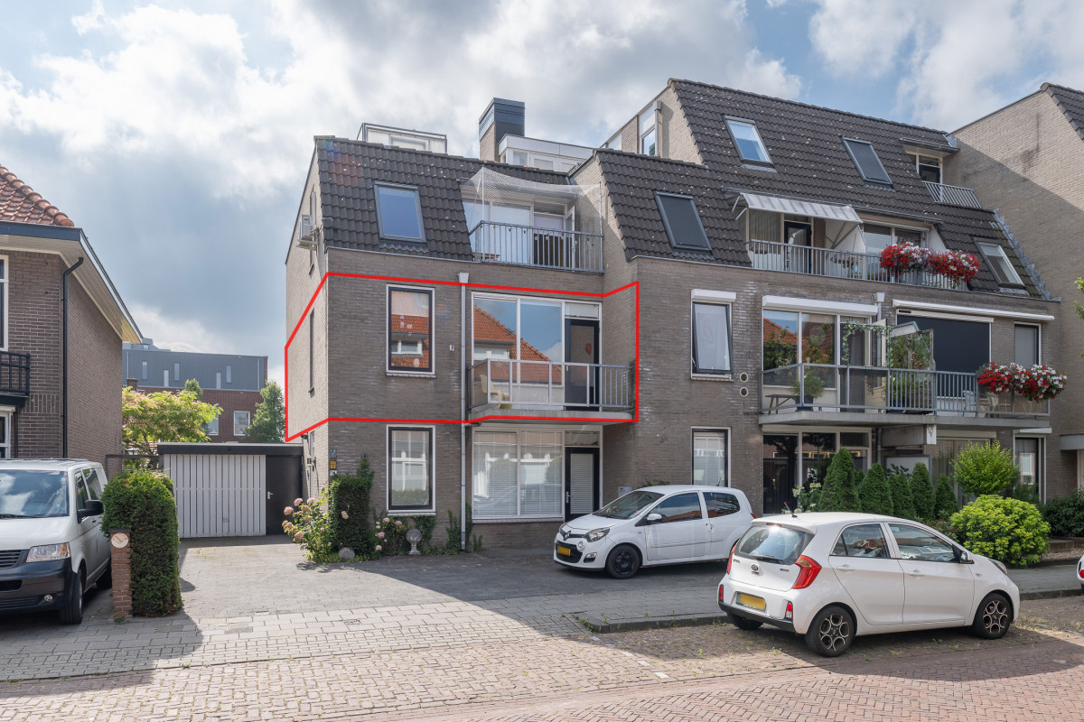 Emmastraat 26 (afbeelding 1)
