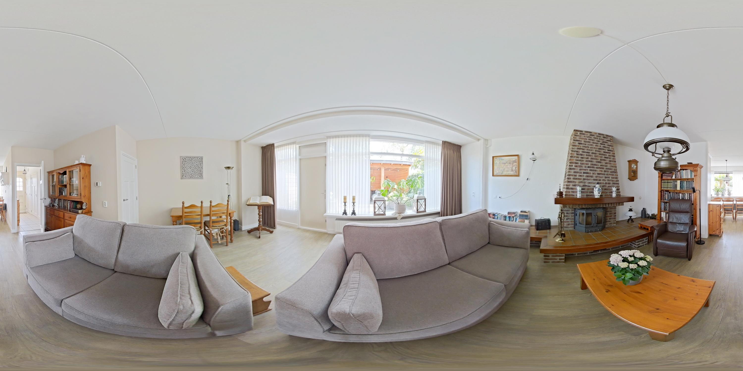 Doornenburg 31 (360 1)