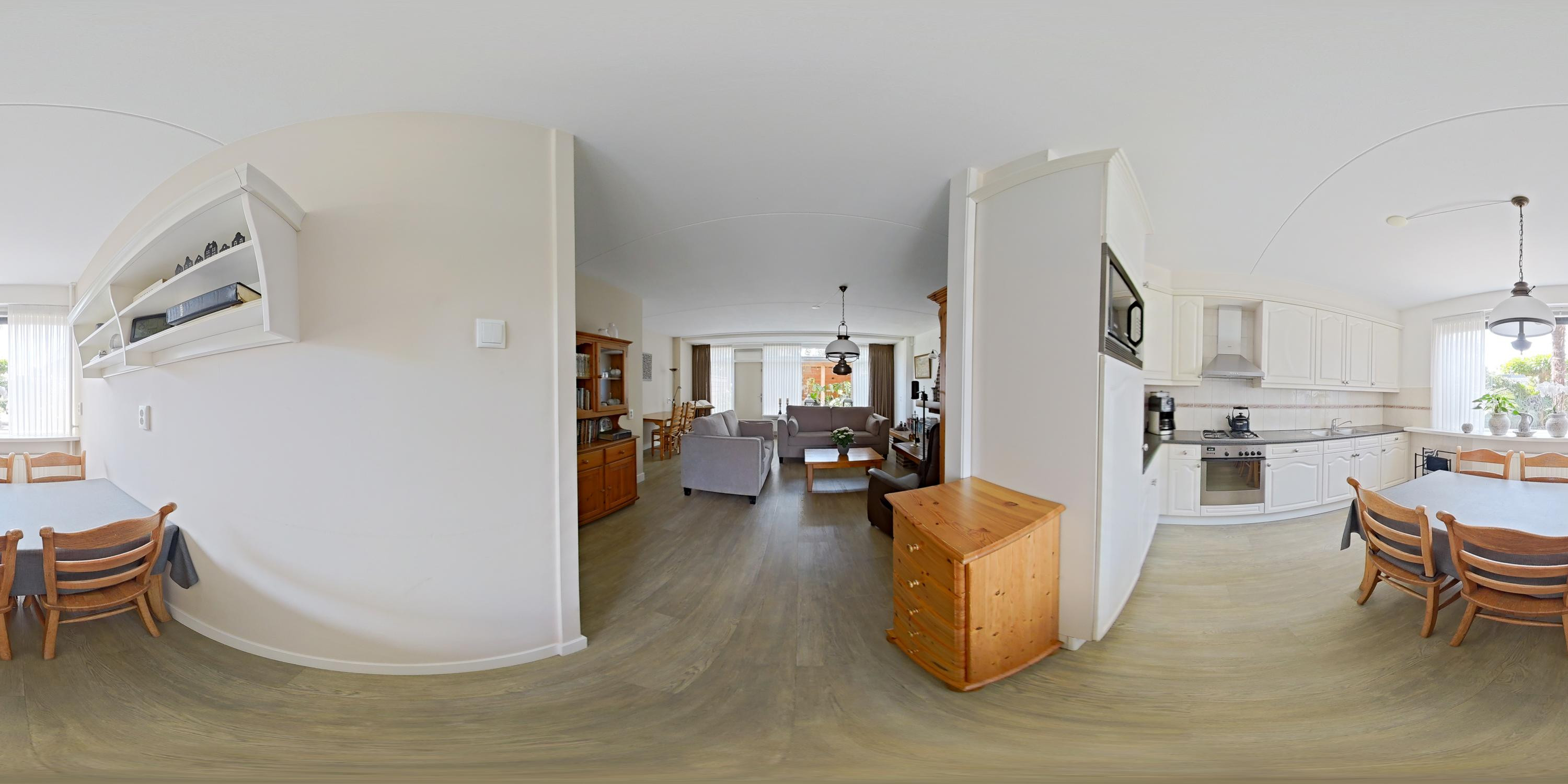 Doornenburg 31 (360 2)