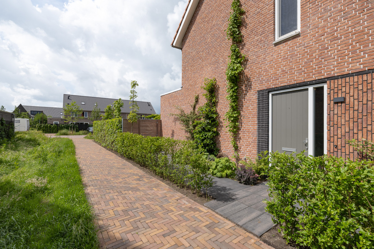 J. van den Broekstraat 7 (afbeelding 50)
