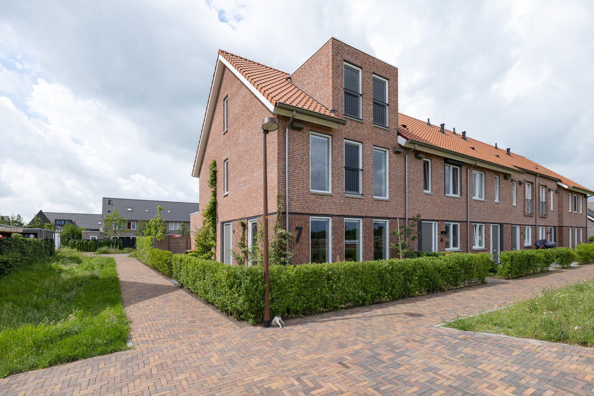 J. van den Broekstraat 7 (afbeelding 53)