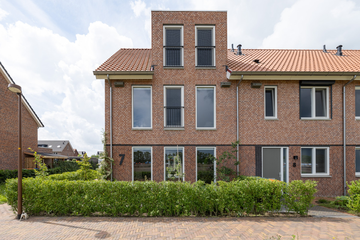 J. van den Broekstraat 7 (afbeelding 55)