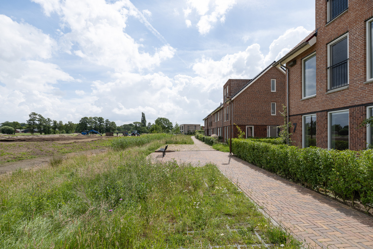 J. van den Broekstraat 7 (afbeelding 56)